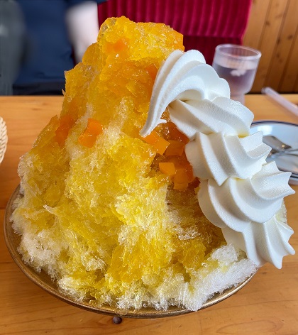 コメダ珈琲店 かき氷 マンゴー＆ジャスミンティー トッピングソフトクリーム