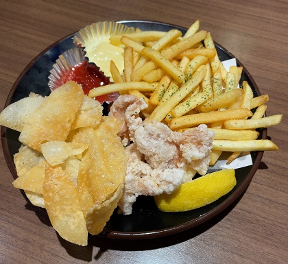 365酒場 宴会コース 鶏の唐揚げ ポテトフライ(※食べ放題)とチーズペッパーせんべい