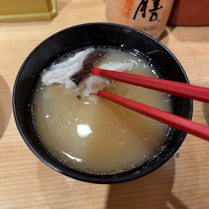 立ち寿司横丁 新宿 おまかせ1.5人前にぎり お味噌汁