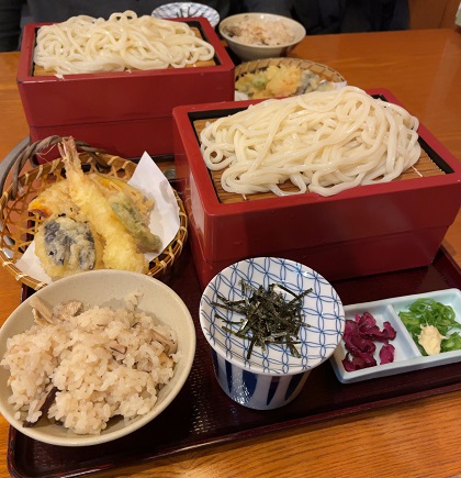 銀座木屋 天せいろうどんとかやくごはんのセット