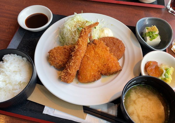 北の味紀行と地酒 北海道 ランチ 日替わり定食 ミックスフライ