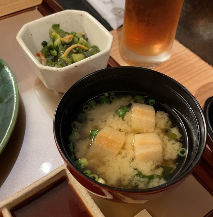 串亭 ランチ サーロインの牛カツと肉巻き海老フライ御膳 小鉢 味噌汁