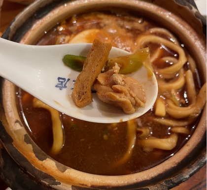 玉丁本店 味噌煮込みうどん