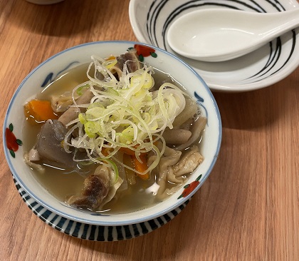 大衆酒場 五の五 池袋 塩もつ煮