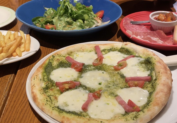 ラパウザ 食べ放題