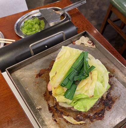 エー・ピーホールディングス 芝浦食肉 鉄板焼き大とろホルモン 塩