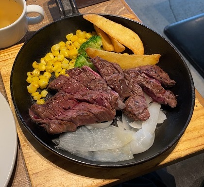 大庄 神田の肉バル RUMP CAP 赤羽 ランチ ハラミステーキ