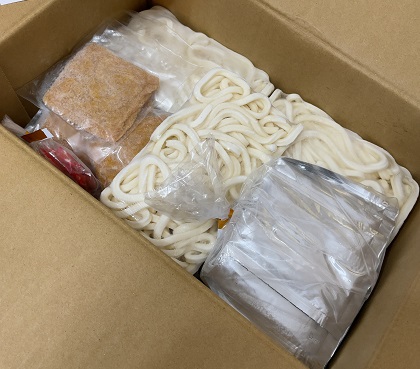 穴吹興産 株主優待 冷凍きつねうどんセット