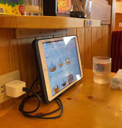 コメダ珈琲店 注文用タブレット