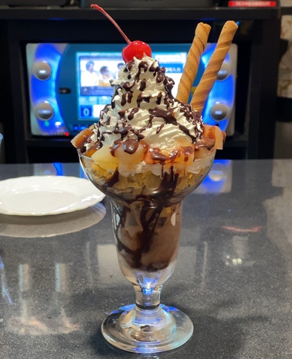 カラオケ館 バースデークーポン チョコレートパフェ 2025