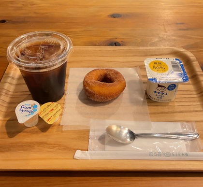 喫茶店 ピノキオ 飯野ビル モーニング ドーナッツセット