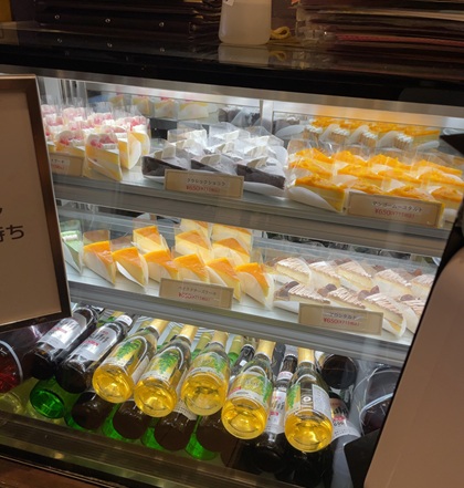 チムニー 株主優待 66DINING 六本木六丁目食堂 池袋東武店 ケーキ ショーケース