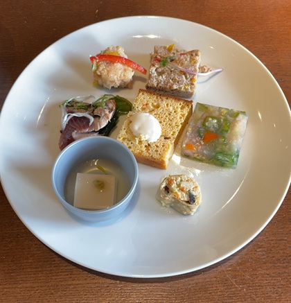 クリエイト・レストランツ・ホールディングス ビュッフェ 馳走三昧 冷菜