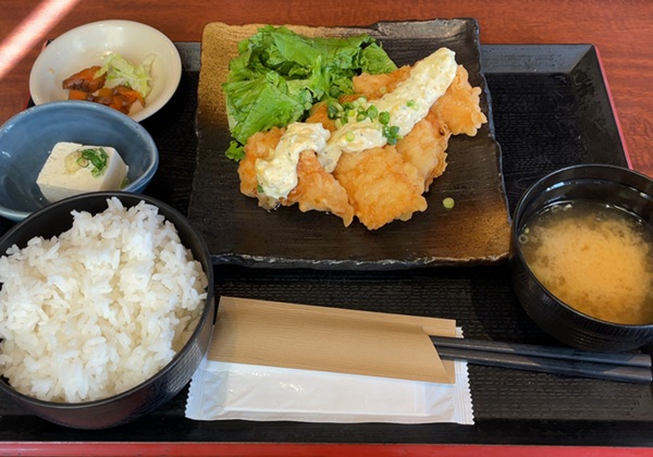 北の味紀行と地酒 北海道 ランチ 日替わり定食 チキン南蛮