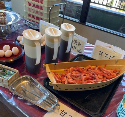 オリオンツアー 【群馬・栃木】キラッキラの秋!特選牛すき焼きと甘エビ食べ放題&あしかがフラワーパーク「光の花の庭」イルミネーション&秋の味覚ダブル「りんご狩り!野菜詰め放題!」 原田農園 昼食