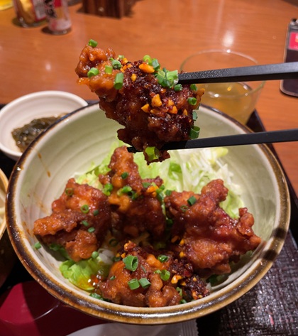 海人酒房 池袋 サンシャインシティ 島ラー油の唐揚げ丼