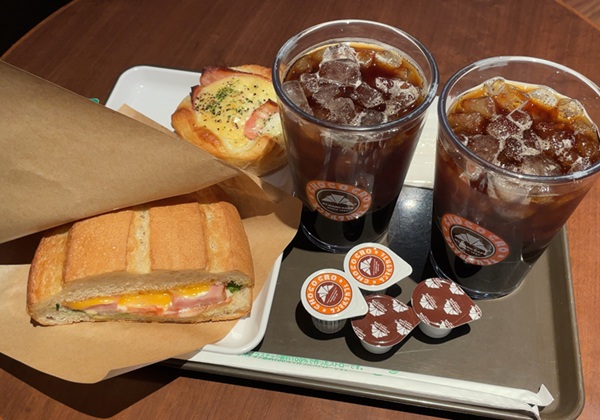 サンマルクカフェ モーニングセット 目玉焼きデニッシュ サンマルクホットサンド BLT アイスコーヒー
