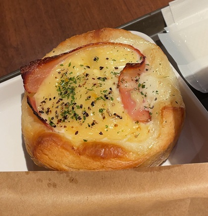 サンマルクカフェ 目玉焼きデニッシュ