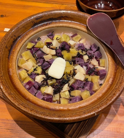 エー・ピーホールディングス 株主優待 なきざかな 新宿はなれ 選べる鮮魚の岡持ちコース さつまいもと帆立バターの土鍋ご飯