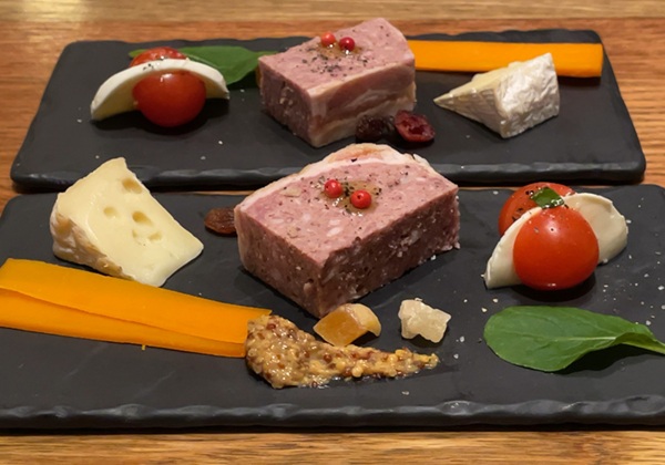 テンアライド 株主優待 ミートキッチン log50