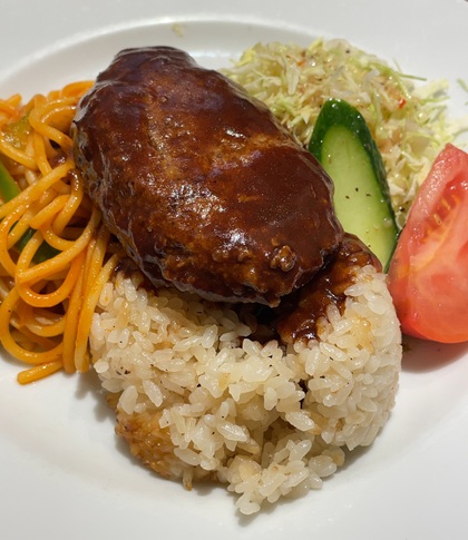 チムニー 株主優待 66DINING 六本木六丁目食堂 池袋東武店 平日ランチ ハンバーグのトルコライス～デミグラスソース～