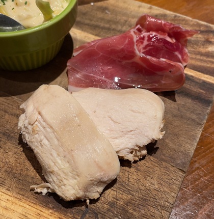 HangOut HangOver コース 生ハムとスモークチキンの盛合せ