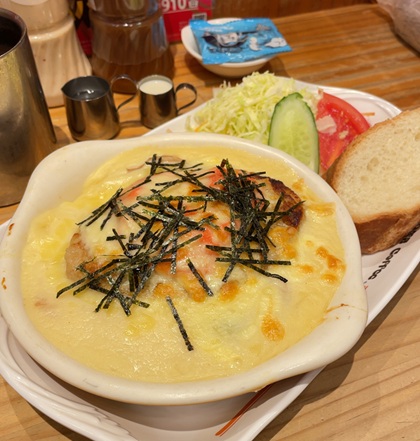 コメダ珈琲店 夜コメ ハイ!チーズ!!プレート チーズ明太ハンバーググラタン