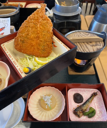 オリオンツアー 【静岡・神奈川】富士を望む箱根・三島の旅!絶景の空中散歩「三島スカイウォーク」×パワースポット「箱根神社」&いちご狩り食べ放題 伊豆フルーツパーク 昼食 桜えび釜まぶし御膳