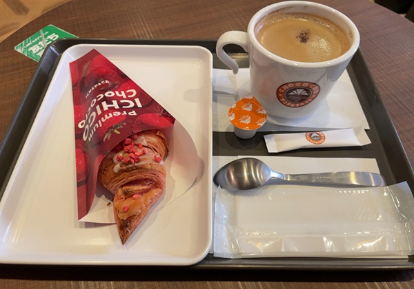 サンマルクカフェ プレミアム ICHIGO チョコクロ アメリカンコーヒーS