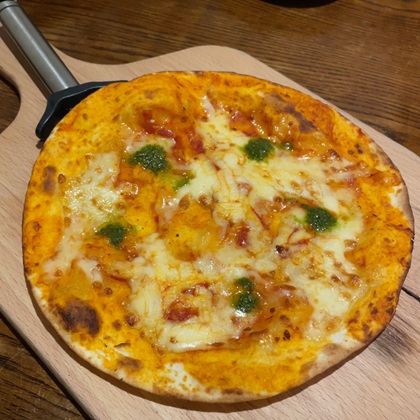 金の蔵 池袋 食べ飲み放題 食べ放題 マルゲリータピザ