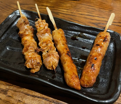 金の蔵 池袋 食べ飲み放題 食べ放題 串盛り2種(もも・つくね) タレ