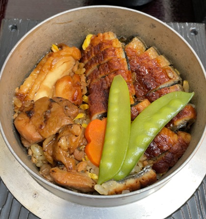 釜寅 選べる釜飯 うなぎハーフ&鶏ハーフ