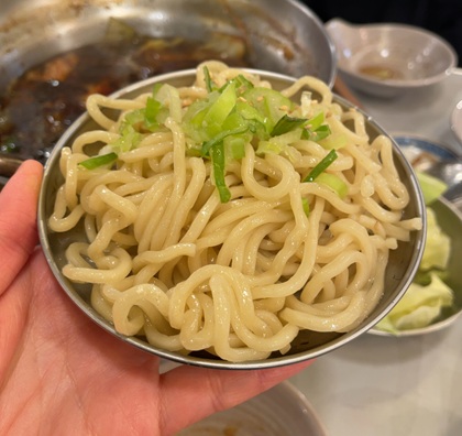 博多劇場 黒醤油もつ鍋 〆ちゃんぽん麺