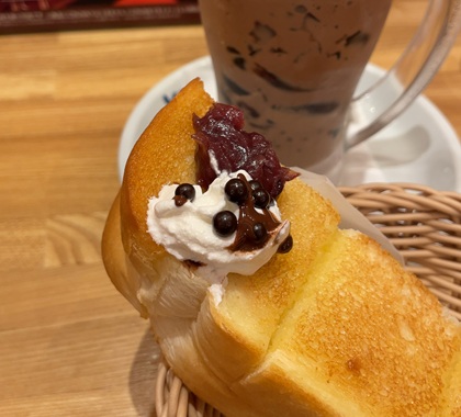 コメダ珈琲店 モーニング ジェリコCRUNKY トースト＆コメダ特製おぐらあん＆バター
