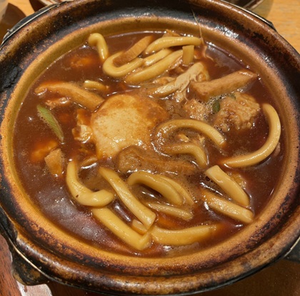 玉丁本店 ヤエチカ つくね入り味噌煮込みうどん