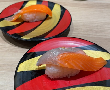かっぱ寿司 大切りサーモン(一貫)