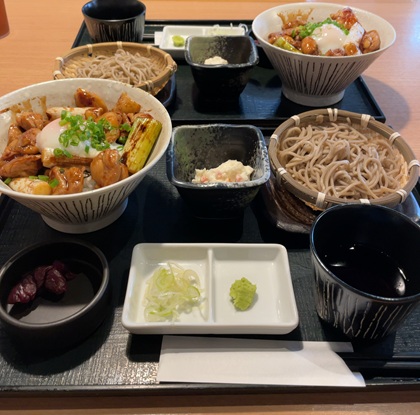 ヴィアホールディングス 株主優待 いちげん ランチ 日替わりランチ 焼き鳥丼とざるそば定食