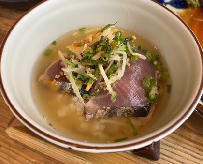 新宿みやざき館 KONNE くわんね かつおめし定食