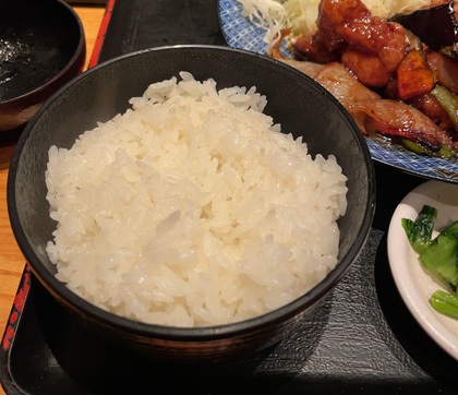 てんぐ大ホール ランチ 本格!真っ黒 黒酢どり定食 ごはん